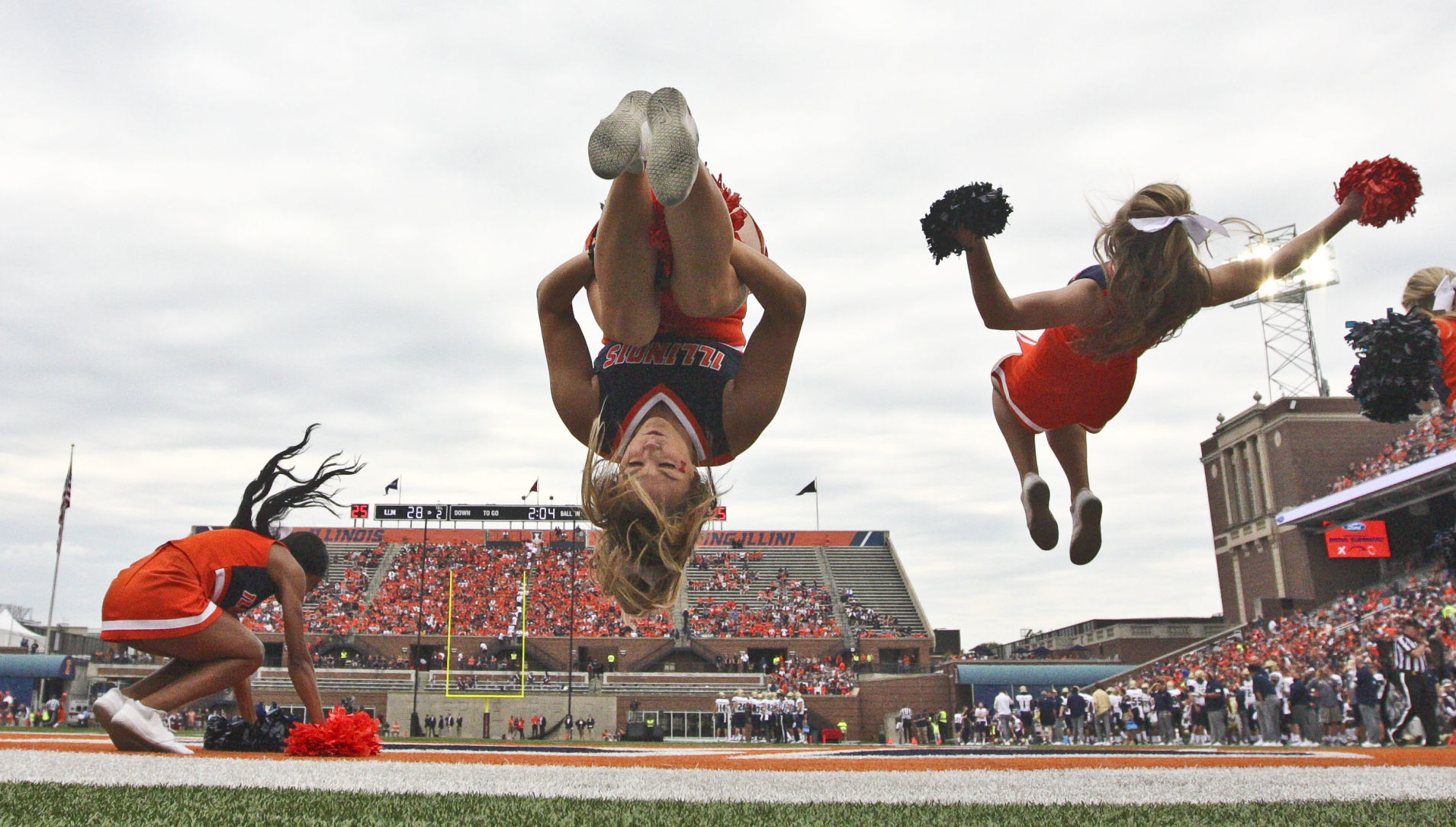 Illini Akron 39 8.31.19.JPG